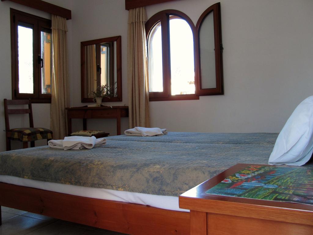 Villa Thalia มิลาโตส ภายนอก รูปภาพ